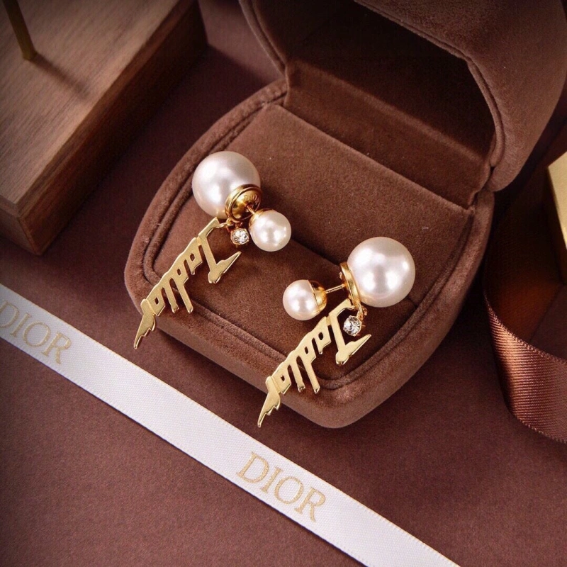 Timeless Christian Dxxr Earrings 294923
