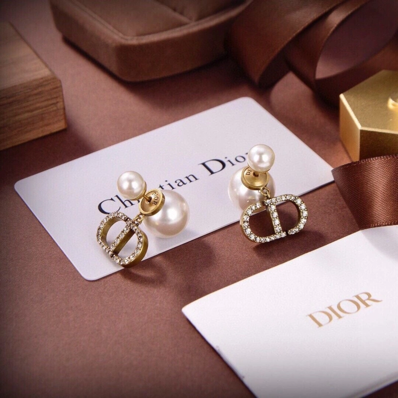 Christian Dxxr Earrings Efficient 294902