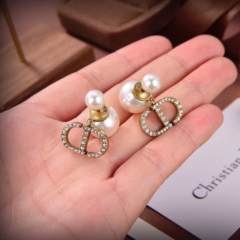 Christian Dxxr Earrings Efficient 294902