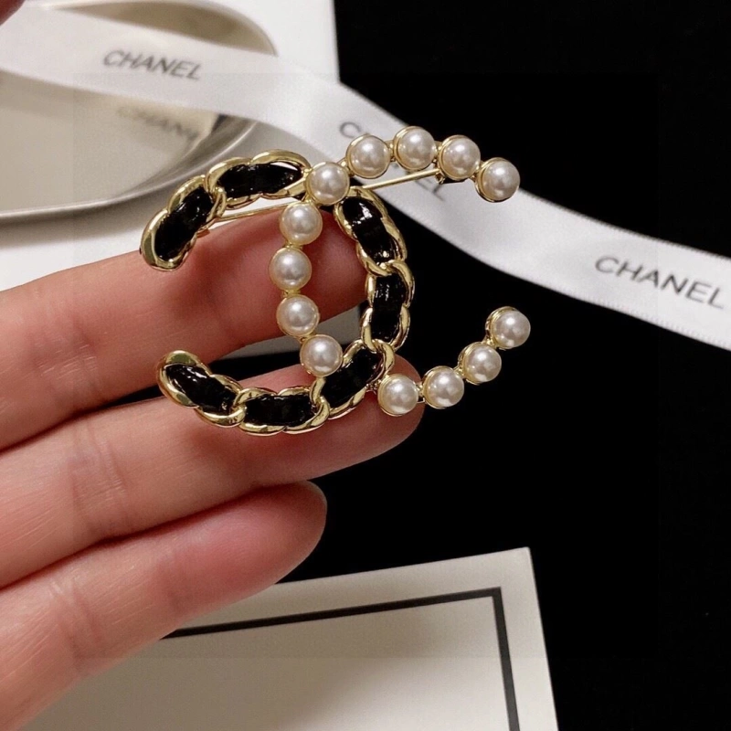 Refined Chxnxl Brooches 289295