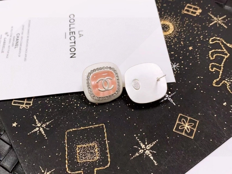 Efficient Chxnxl Earrings 288988