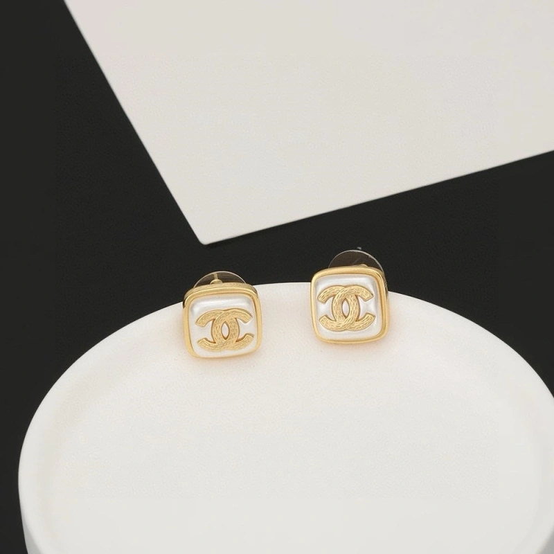 Comfortable Chxnxl Earrings 289004