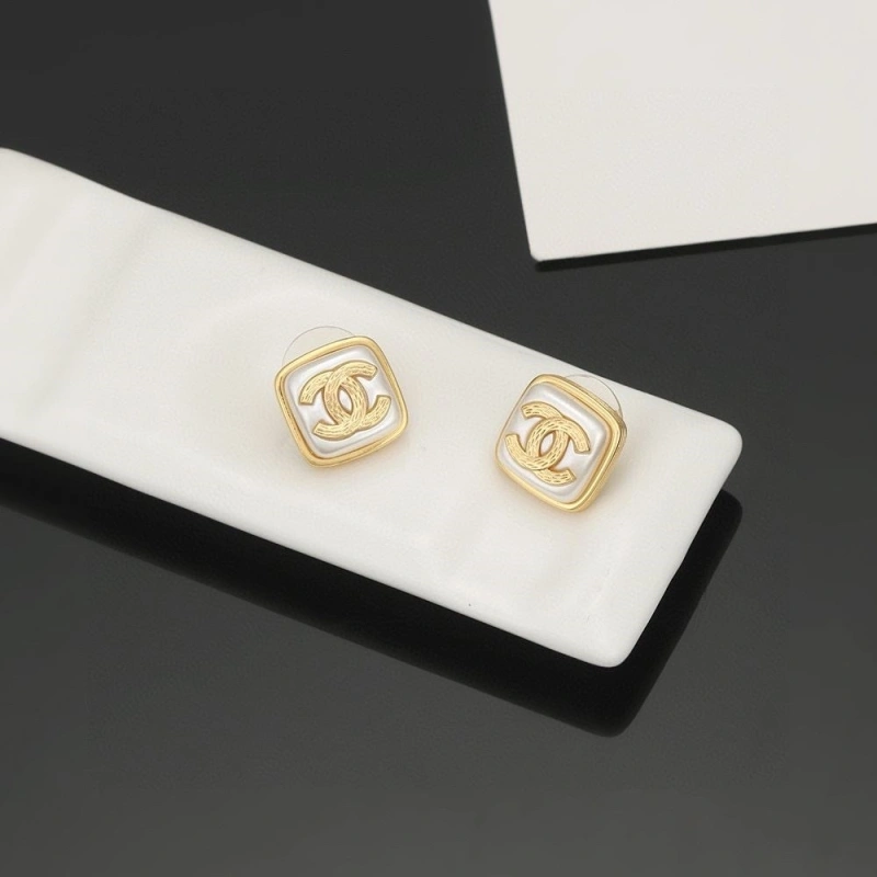 Comfortable Chxnxl Earrings 289004