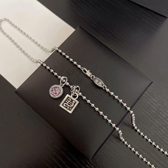 Stylish Chrxmx Hxxrts Necklaces 299727