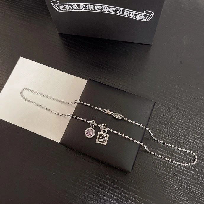 Stylish Chrxmx Hxxrts Necklaces 299727