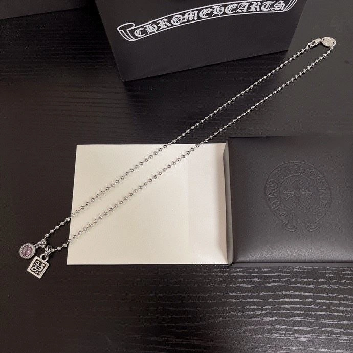 Stylish Chrxmx Hxxrts Necklaces 299727