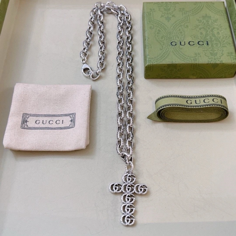 Versatile Gxccx Necklaces 305117
