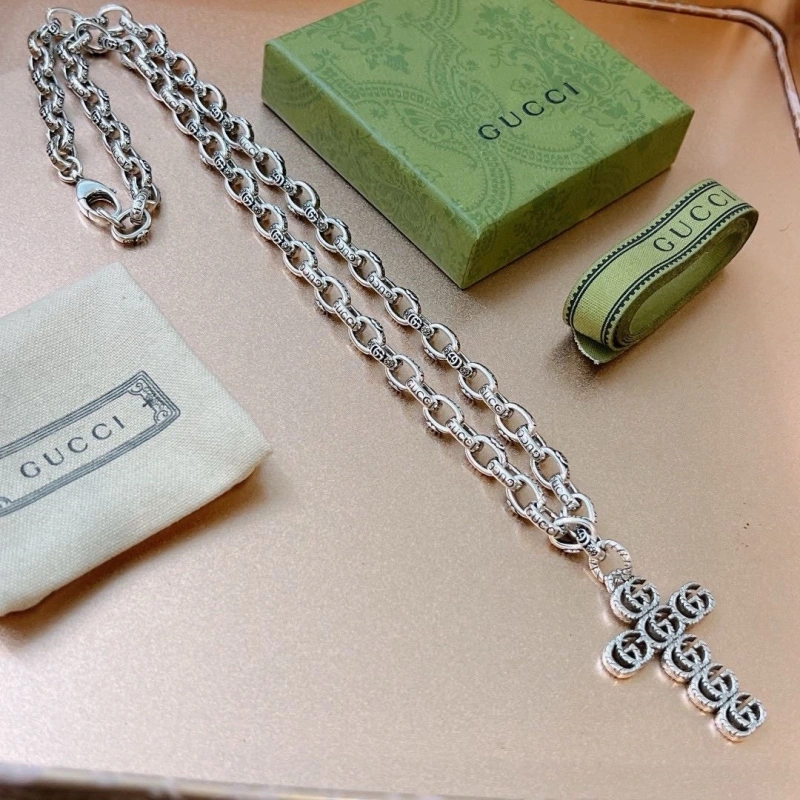 Versatile Gxccx Necklaces 305117
