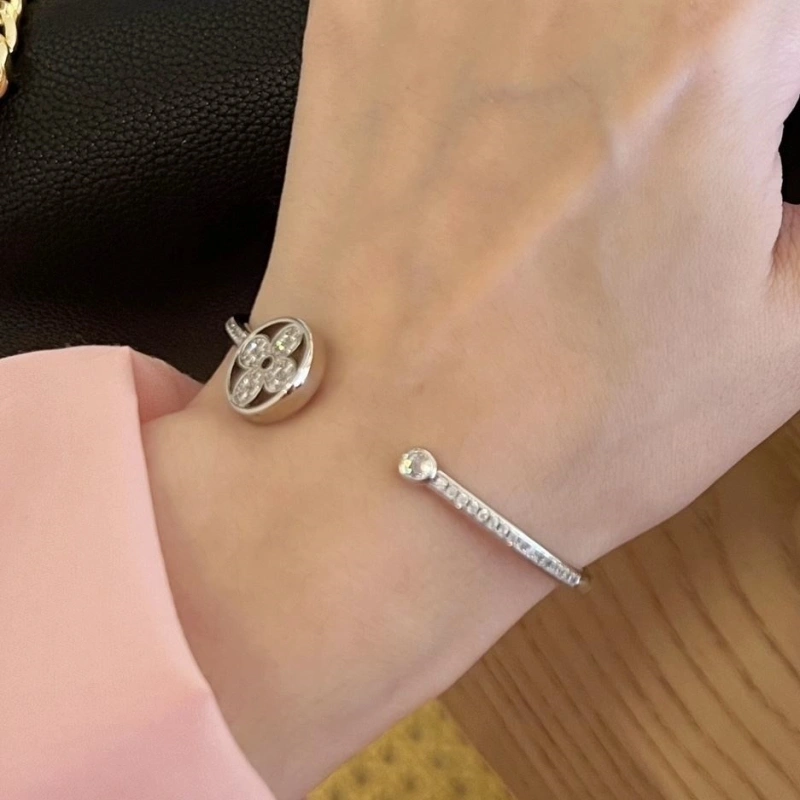 NewStyle LX Bracelets 311205