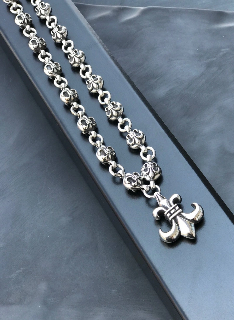 DailyWear Chrxmx Hxxrts Necklaces 299720