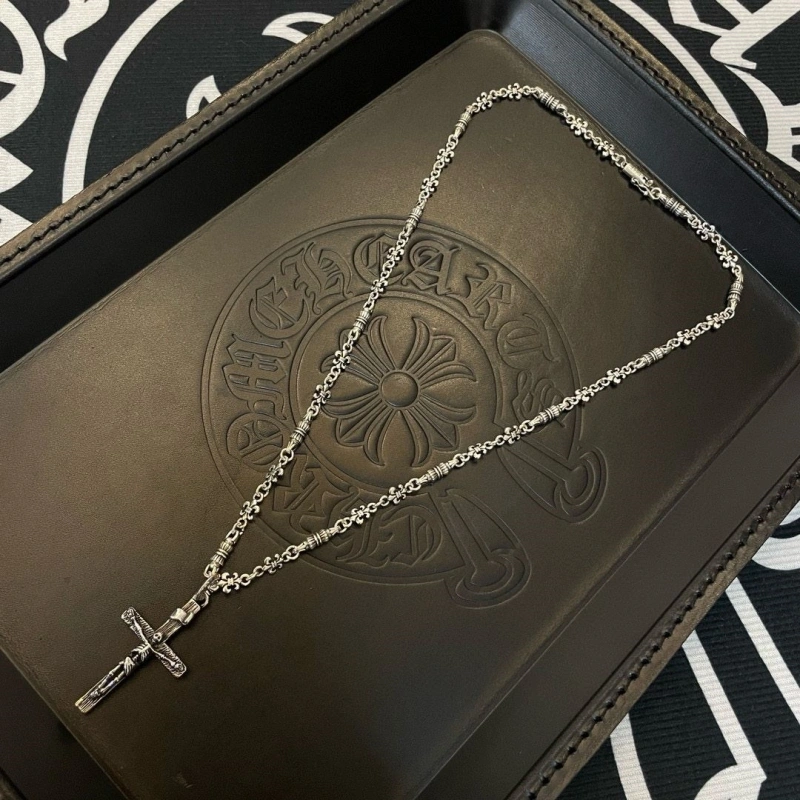 Versatile Chrxmx Hxxrts Necklaces 299718