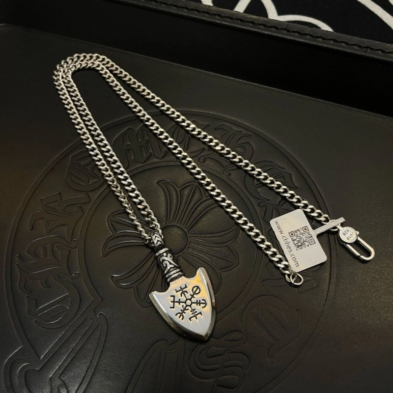 Lightweight Chrxmx Hxxrts Necklaces 299710
