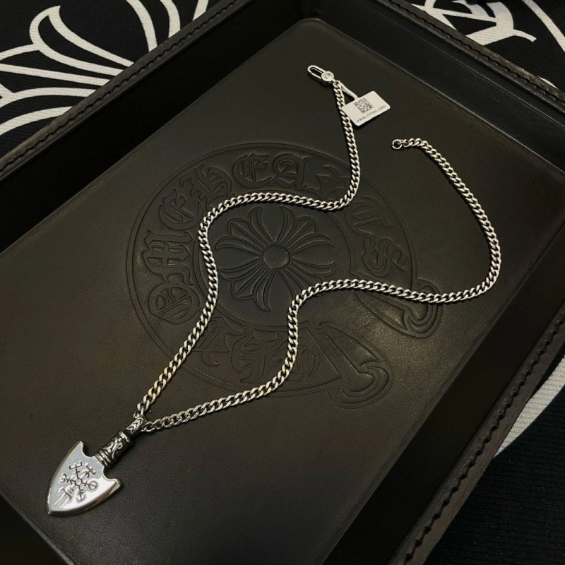 Lightweight Chrxmx Hxxrts Necklaces 299710