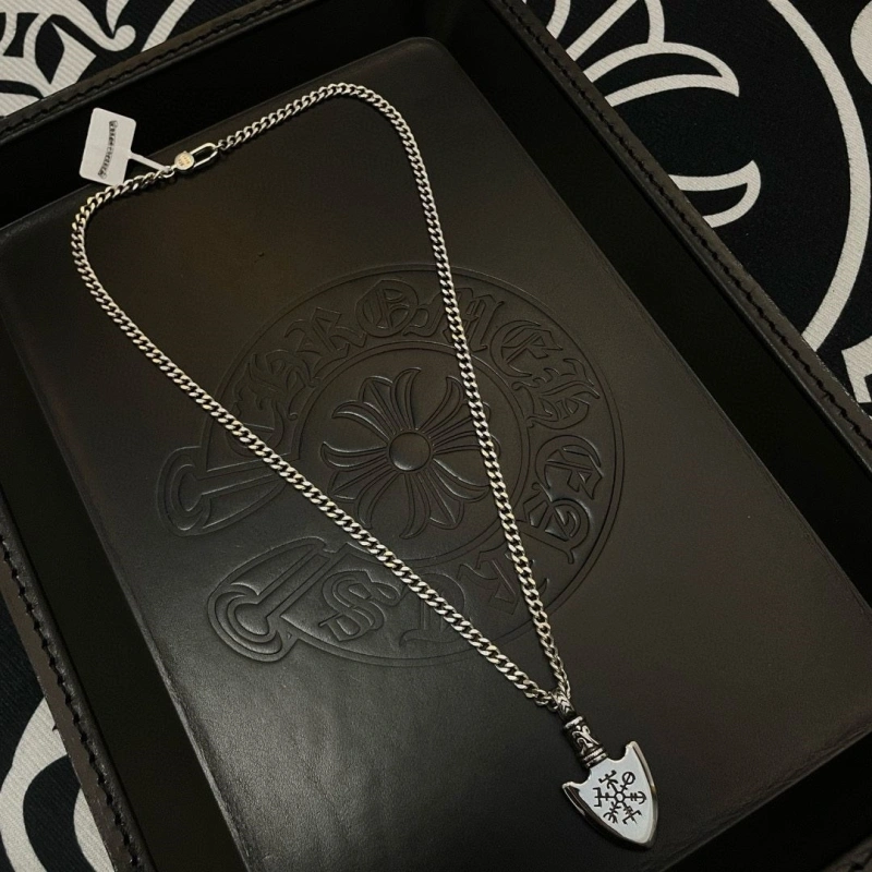 Lightweight Chrxmx Hxxrts Necklaces 299710