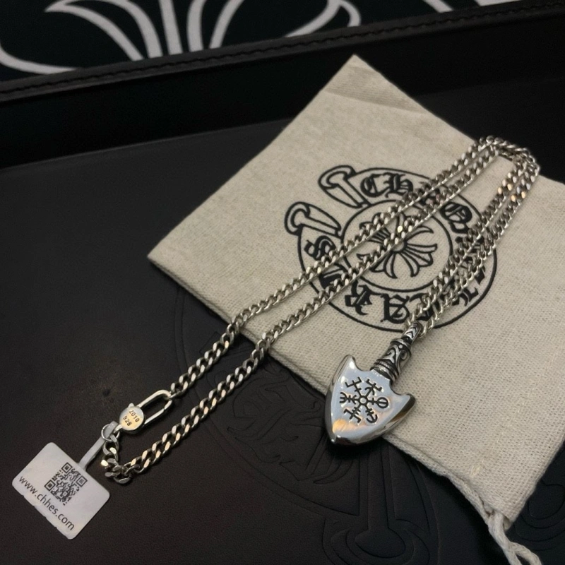 Lightweight Chrxmx Hxxrts Necklaces 299710