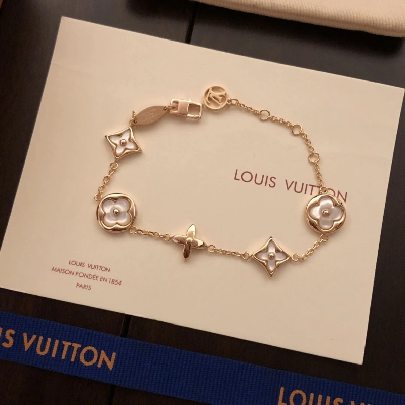 Comfortable LX Bracelets 311206