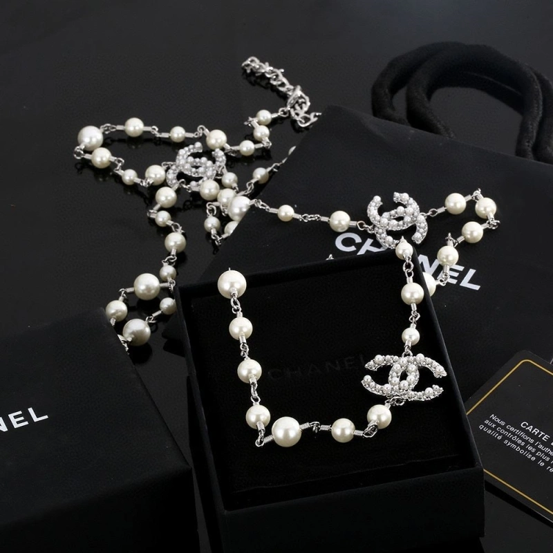 NewStyle Chxnxl Necklaces 284031