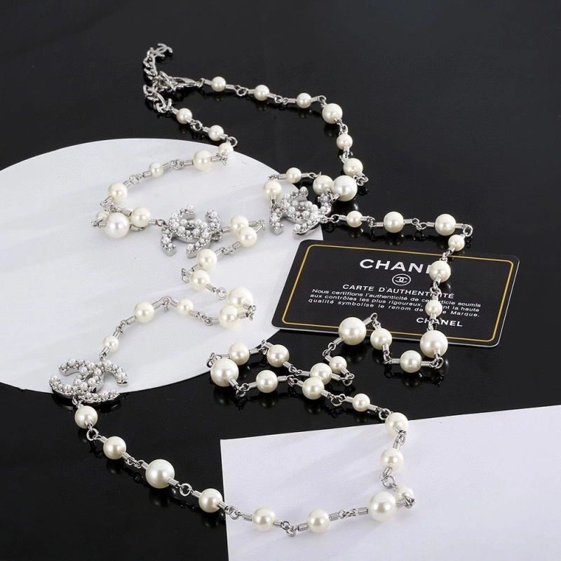NewStyle Chxnxl Necklaces 284031
