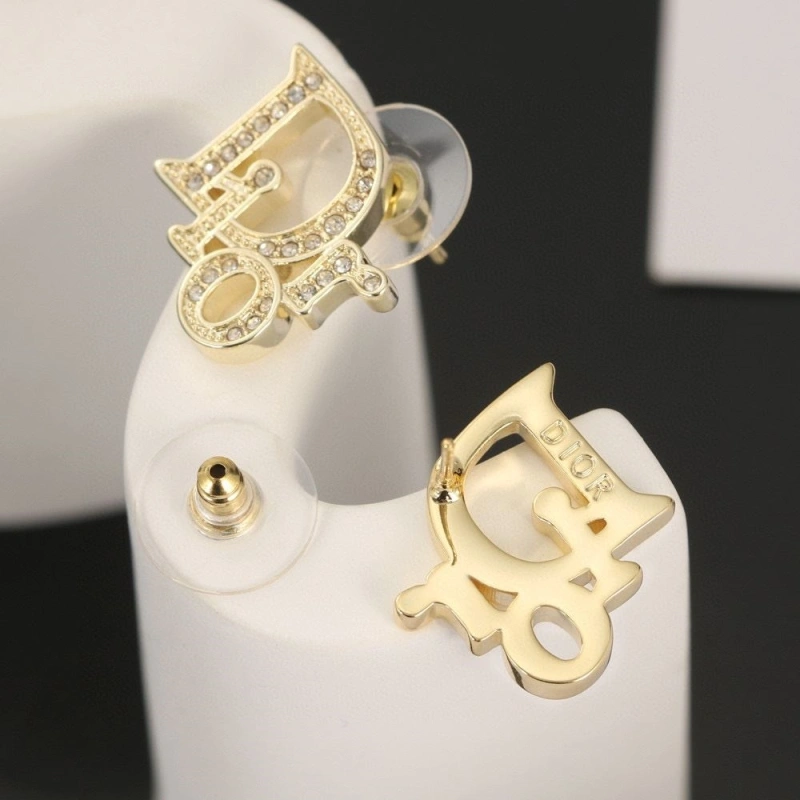 HighQuality Christian Dxxr Earrings 294905
