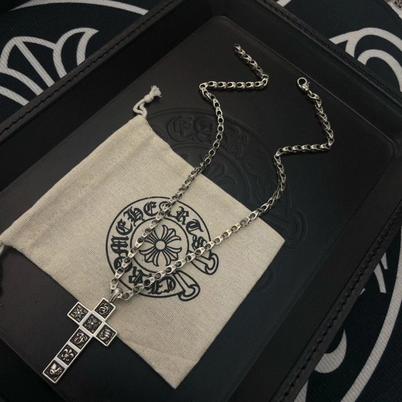 Functional Chrxmx Hxxrts Necklaces 299700