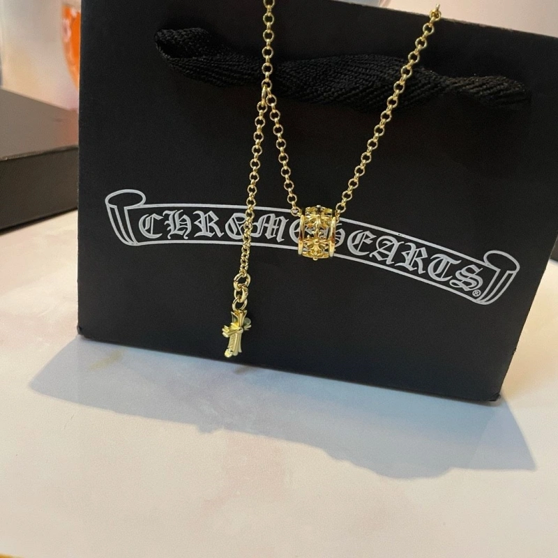 EyeCatching Chrxmx Hxxrts Necklaces 299711