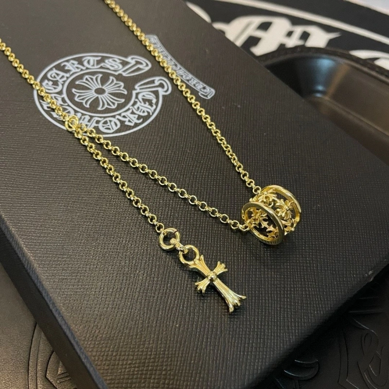 EyeCatching Chrxmx Hxxrts Necklaces 299711