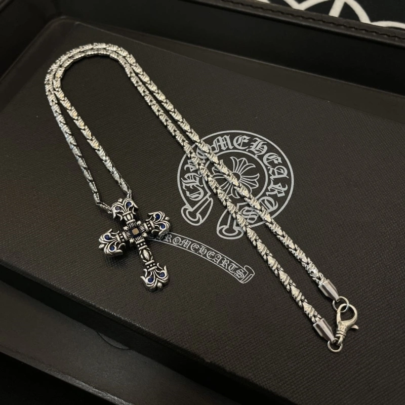 Breathable Chrxmx Hxxrts Necklaces 299712