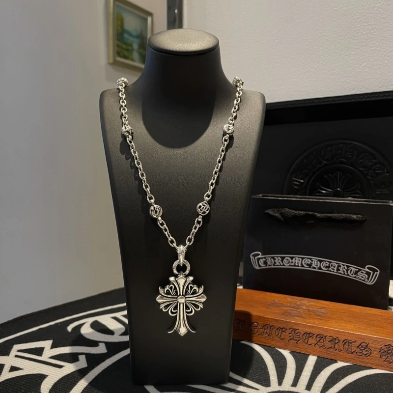 Chrxmx Hxxrts Necklaces GoAnywhere 299707