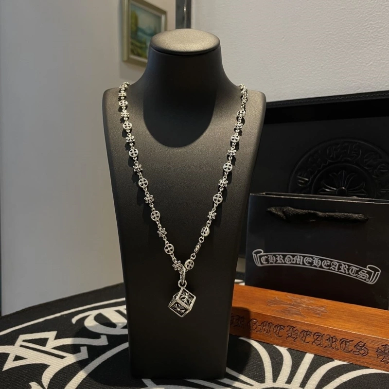 BestValue Chrxmx Hxxrts Necklaces 299704