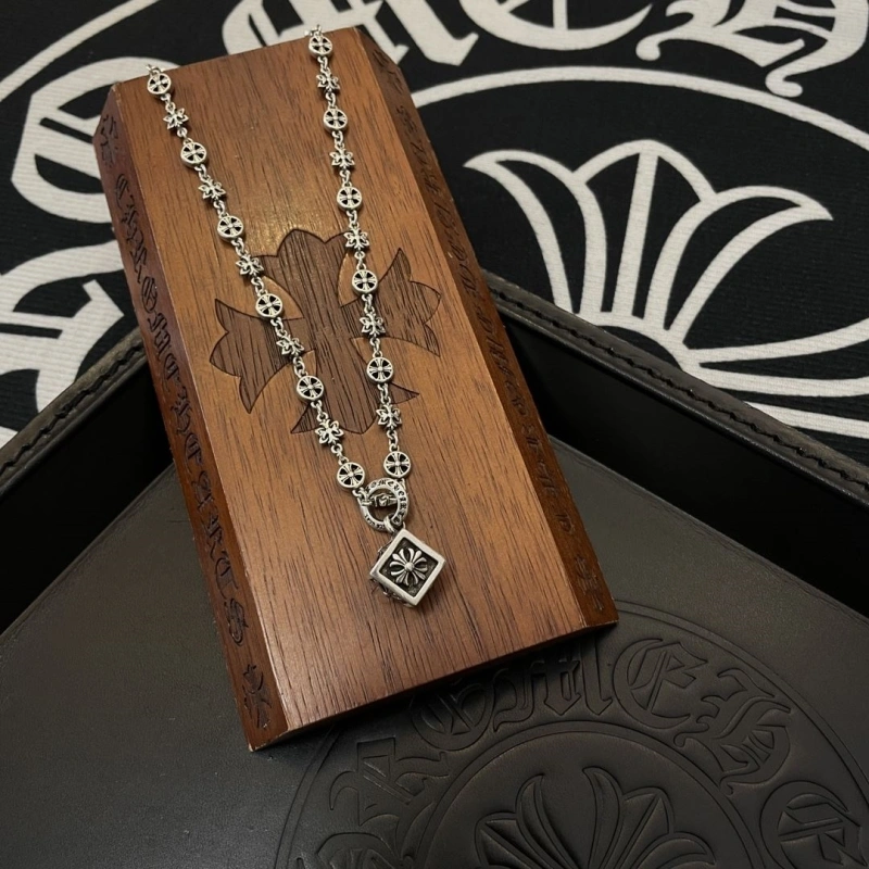 BestValue Chrxmx Hxxrts Necklaces 299704