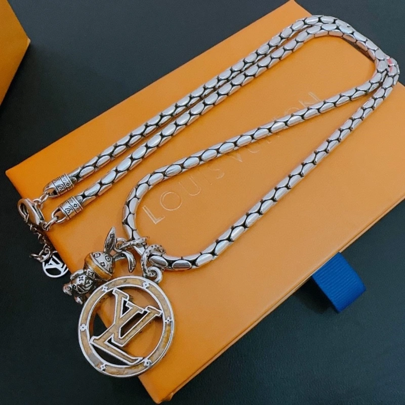 LX Necklaces DailyWear 310817