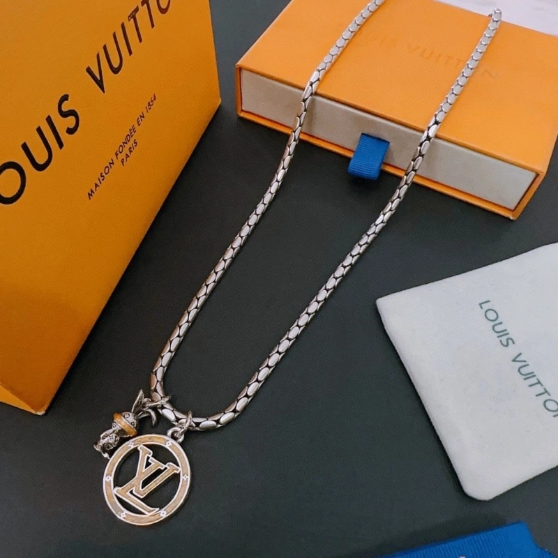 LX Necklaces DailyWear 310817