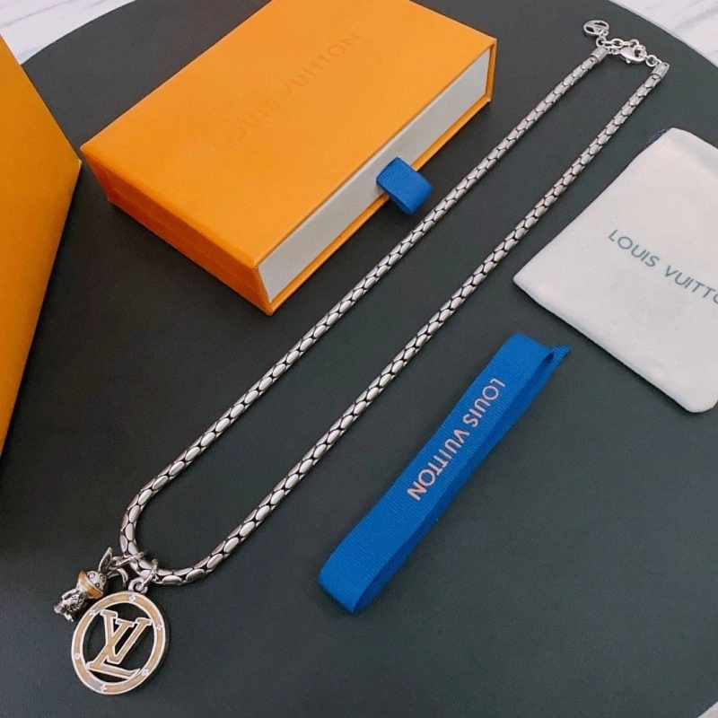 LX Necklaces DailyWear 310817