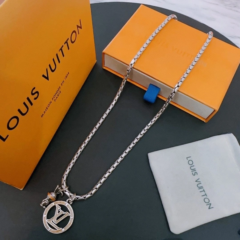 LX Necklaces DailyWear 310817