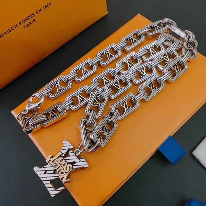 LX Necklaces Trendsetting 310816
