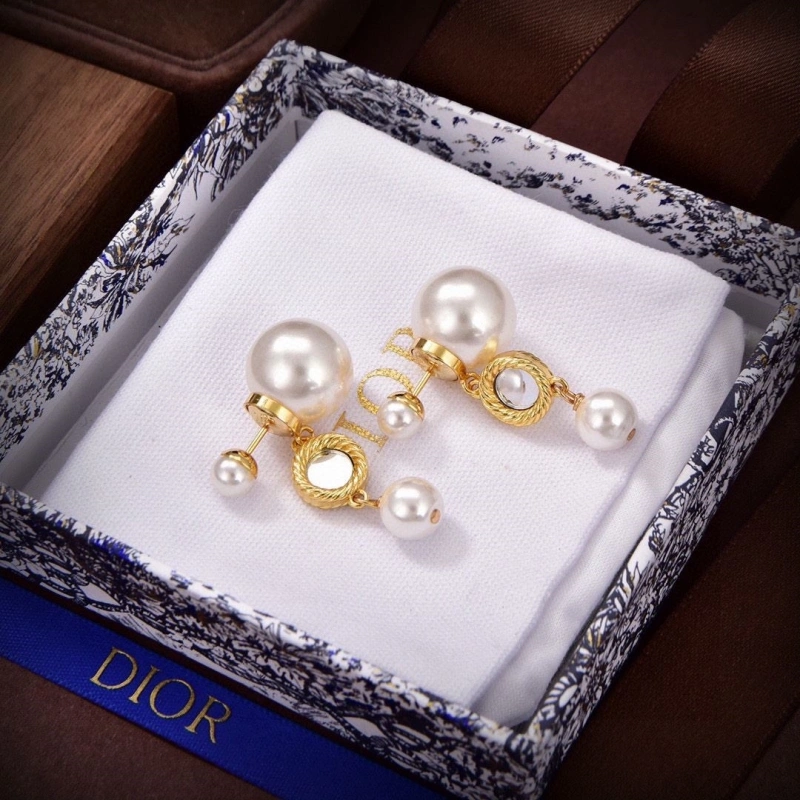 Bold Christian Dxxr Earrings 294896