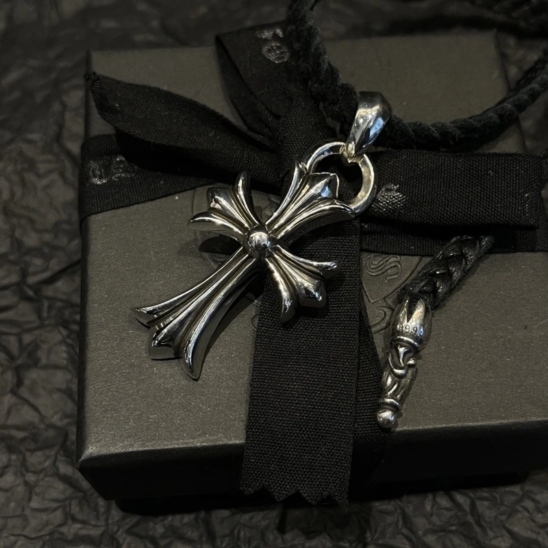 Unique Chrxmx Hxxrts Necklaces 299697
