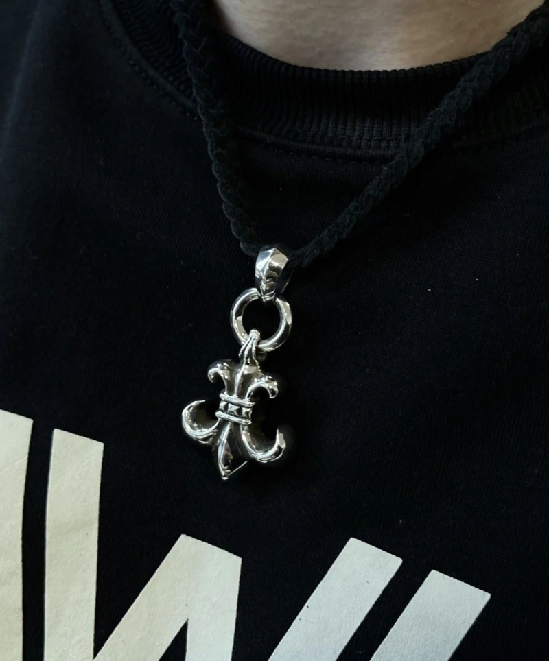 Chrxmx Hxxrts Necklaces Comfortable 299686