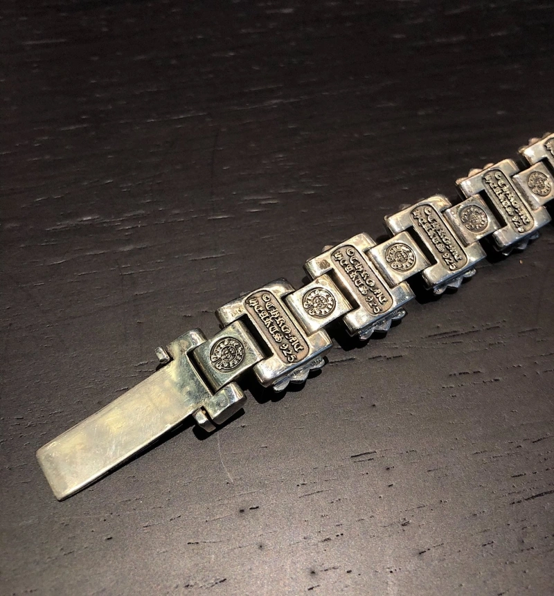 Elegant Chrxmx Hxxrts Bracelets 300167