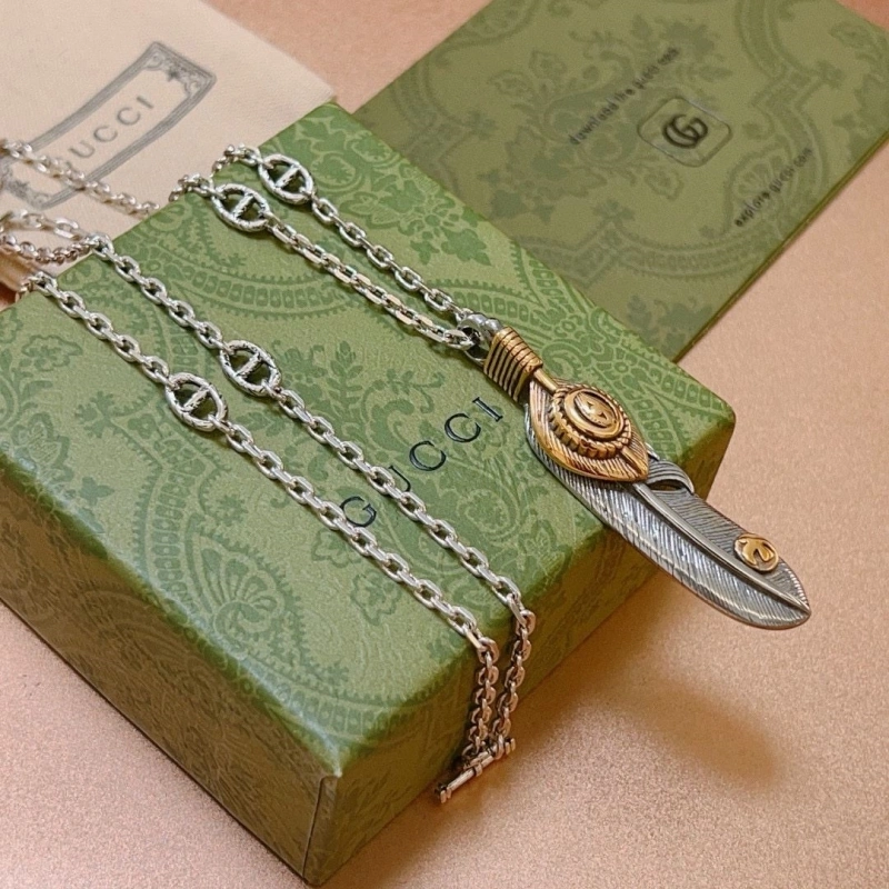 Compact Gxccx Necklaces 305092