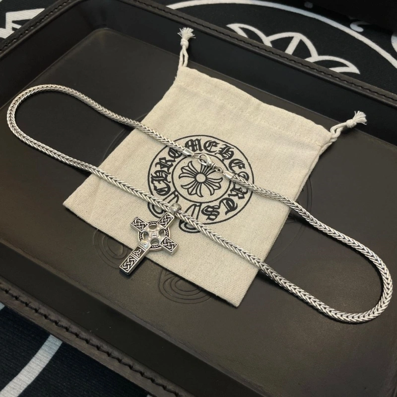 Affordable Chrxmx Hxxrts Necklaces 299674