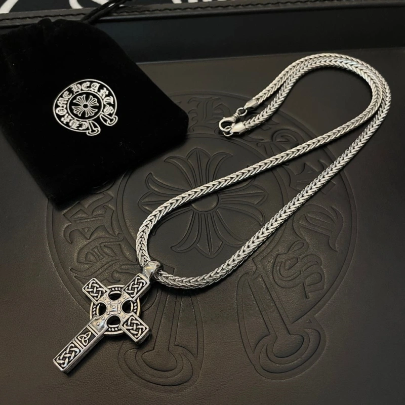Affordable Chrxmx Hxxrts Necklaces 299674