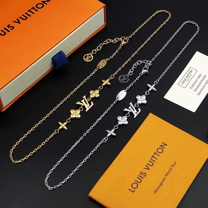 Sophisticated LX Necklaces 310802