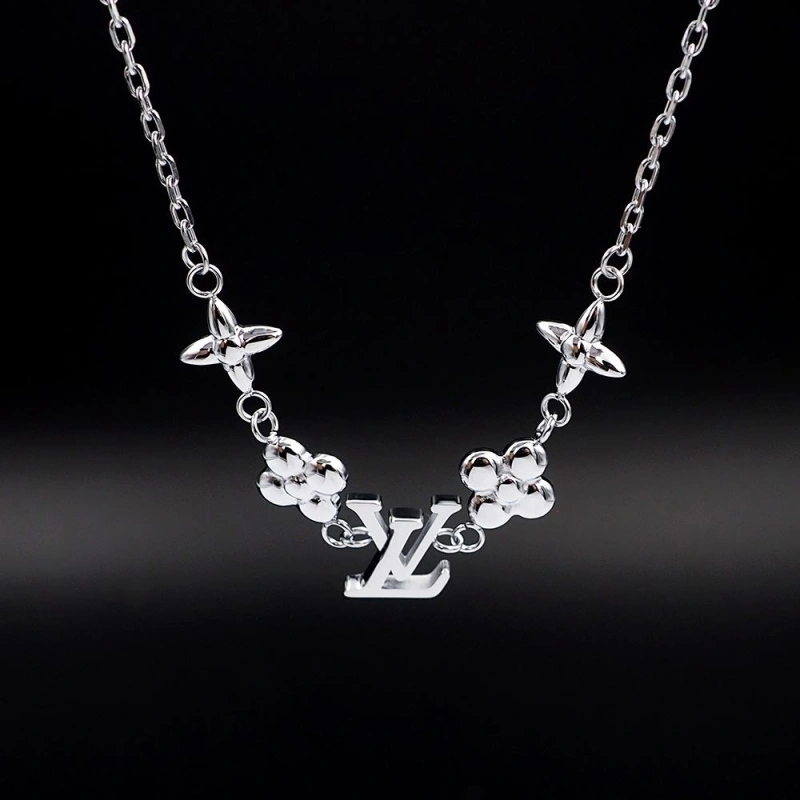 Sophisticated LX Necklaces 310802
