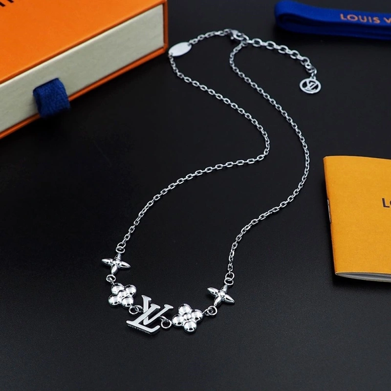 Sophisticated LX Necklaces 310802