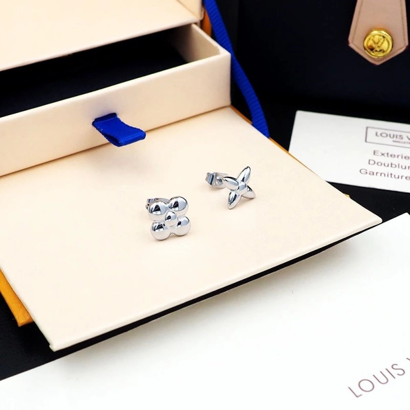 LX Earrings Versatile 311028