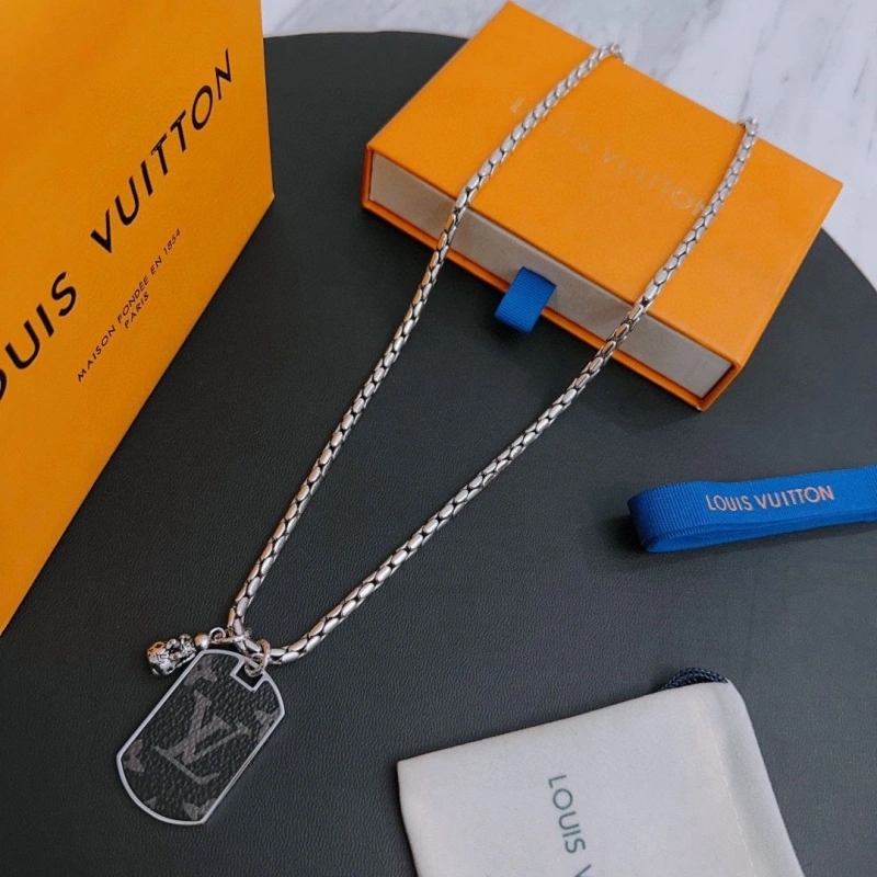 Resilient LX Necklaces 310790