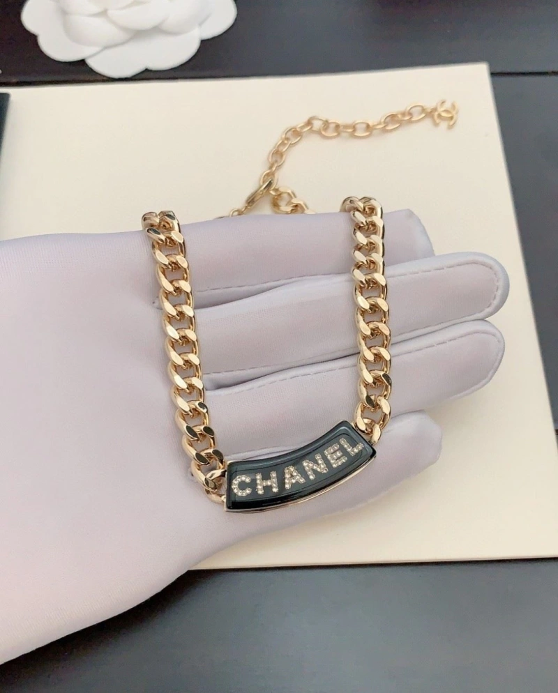 Practical Chxnxl Necklaces 288237