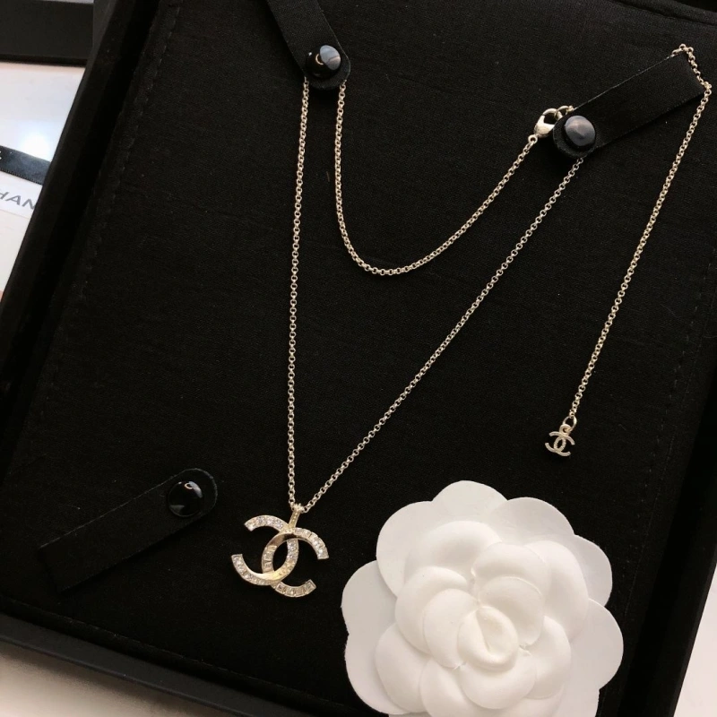 NewStyle Chxnxl Necklaces 288235
