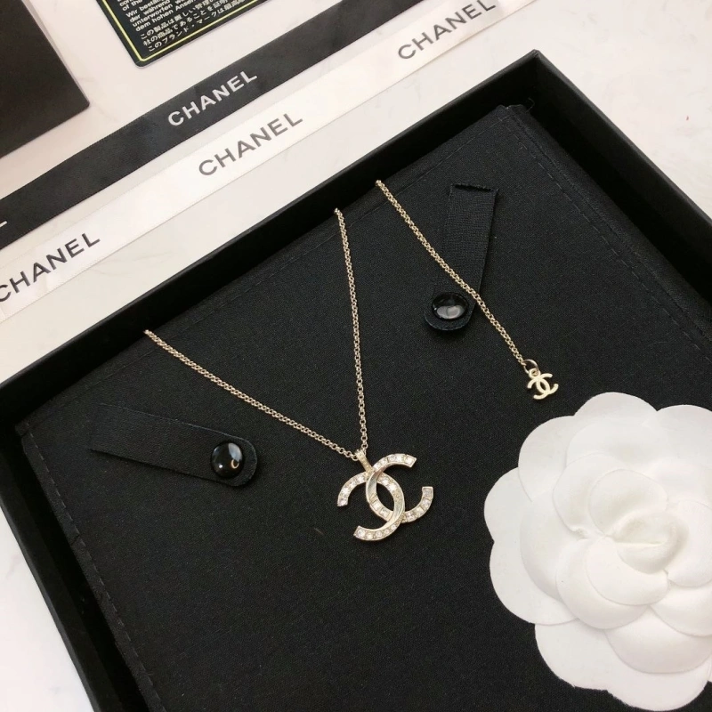 NewStyle Chxnxl Necklaces 288235
